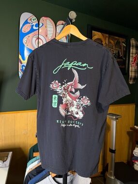 Men’s Riot Society Japan Tokyo x Los Angeles Koi Dragon Graphic Tee